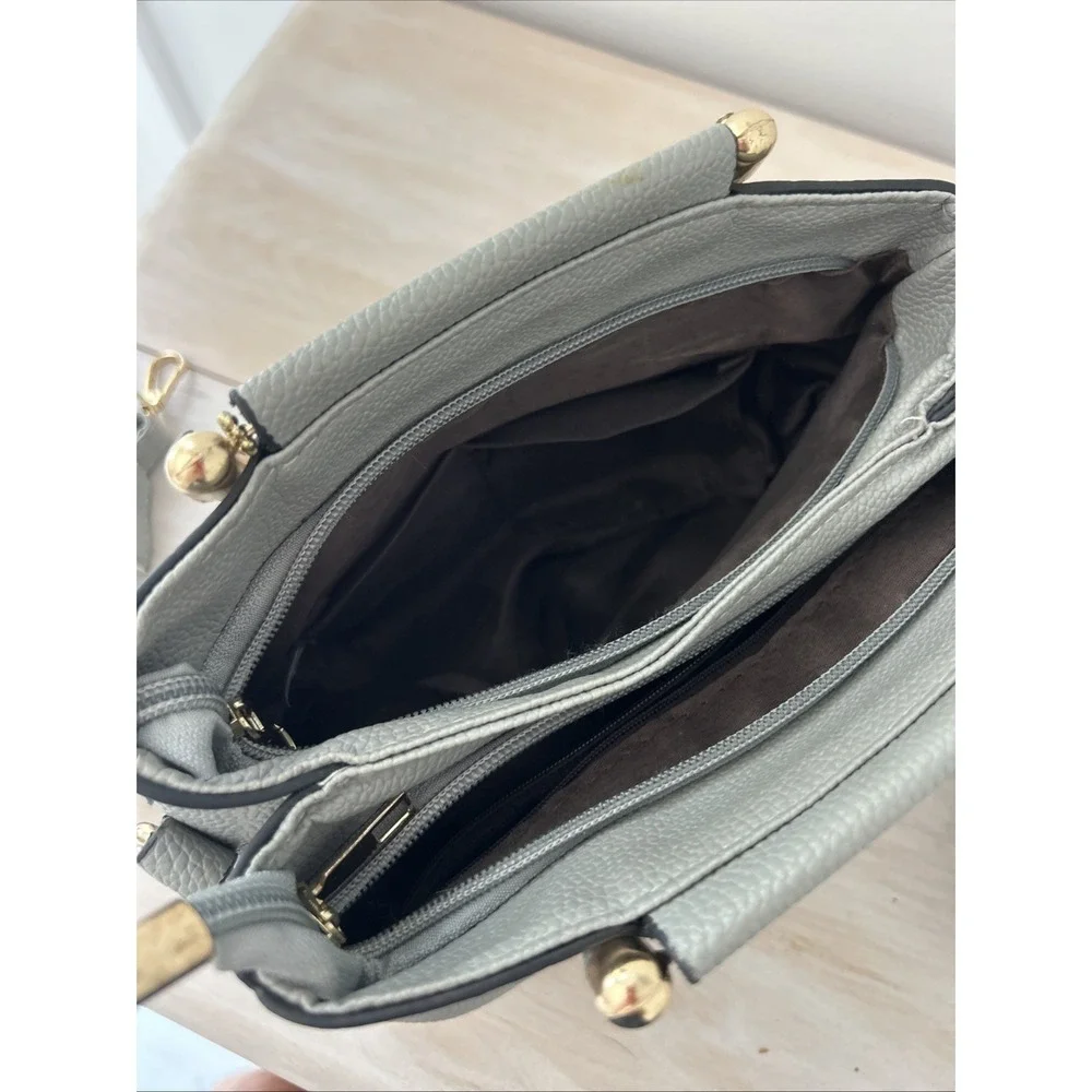Nicole & Doris Small Light Gray‎ Handbag Attachable Trapp PU Leather Gold Trim